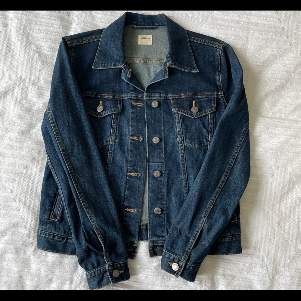 NWOT Gap Jean Jacket Size Small